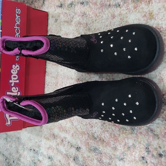 Skechers Twinkle Toes Shimmer Heart Boots - Picture 2 of 5